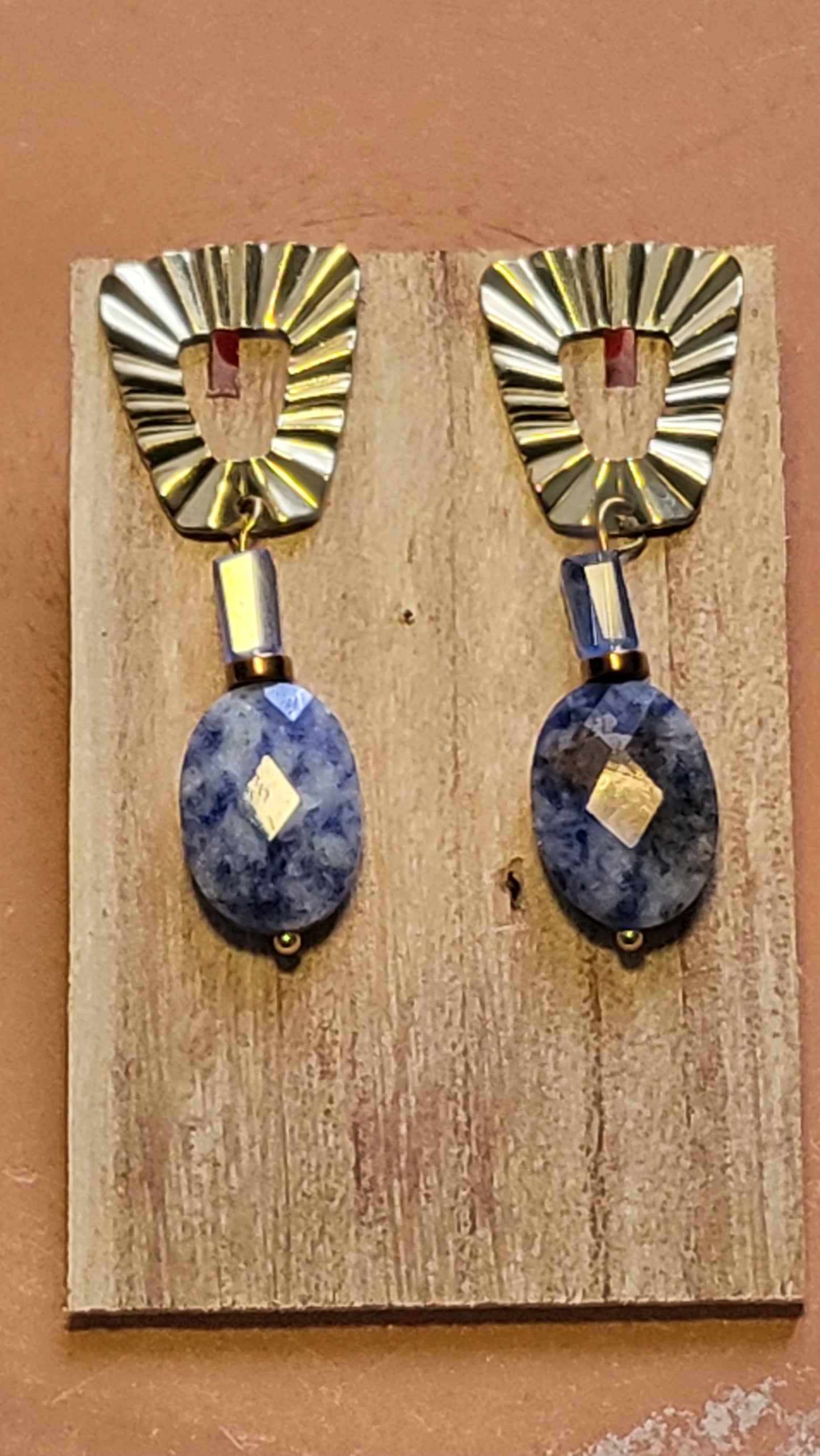 Aretes Amara